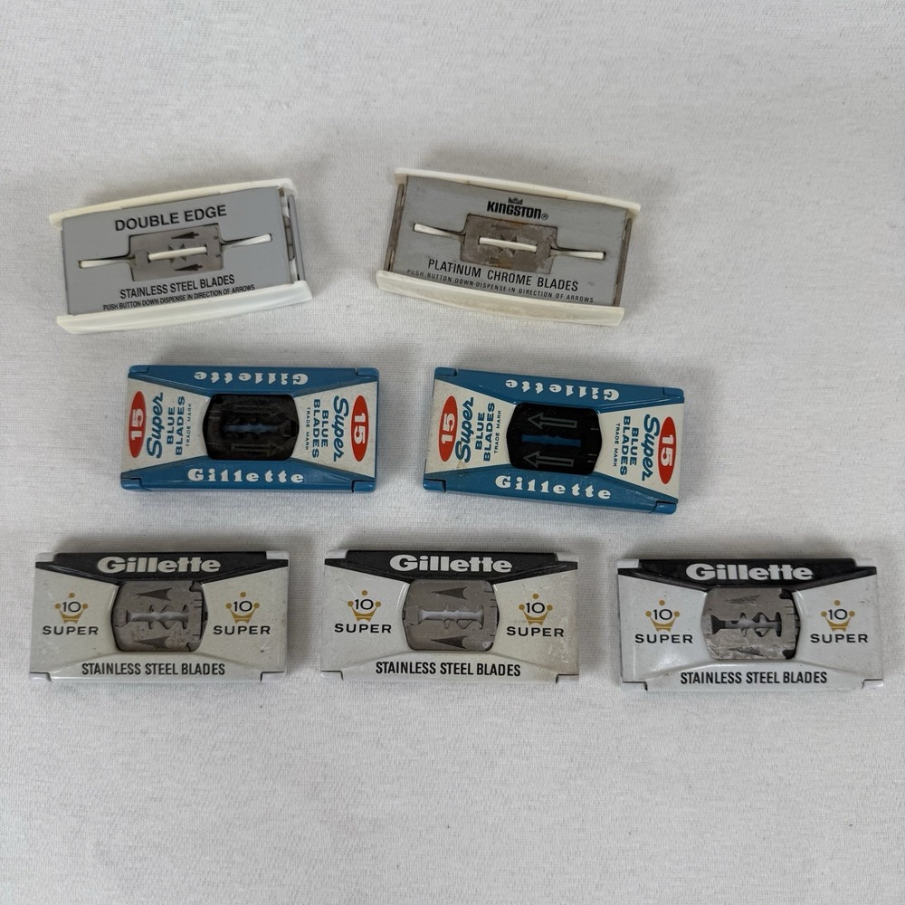 Lot Of 3 Vintage Gillette Razors with Variety Of Blades Safety Gold Toned - Picture 4 of 4